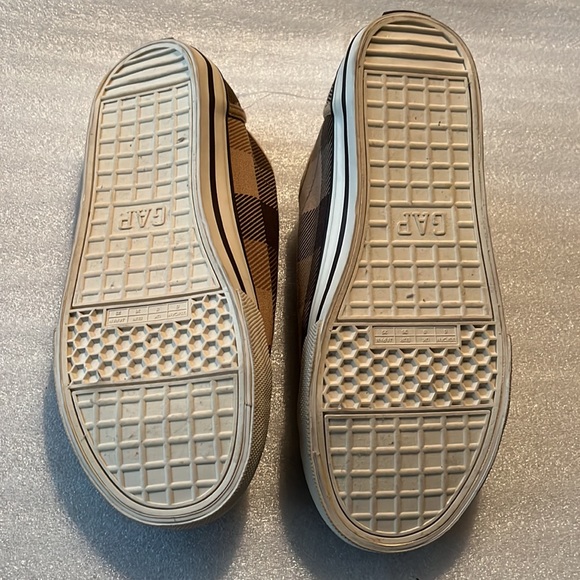 Gap Plaid Canvas Sneakers Kids Size 6 Brown Beige color Velcro closing NWOT - Picture 4 of 6